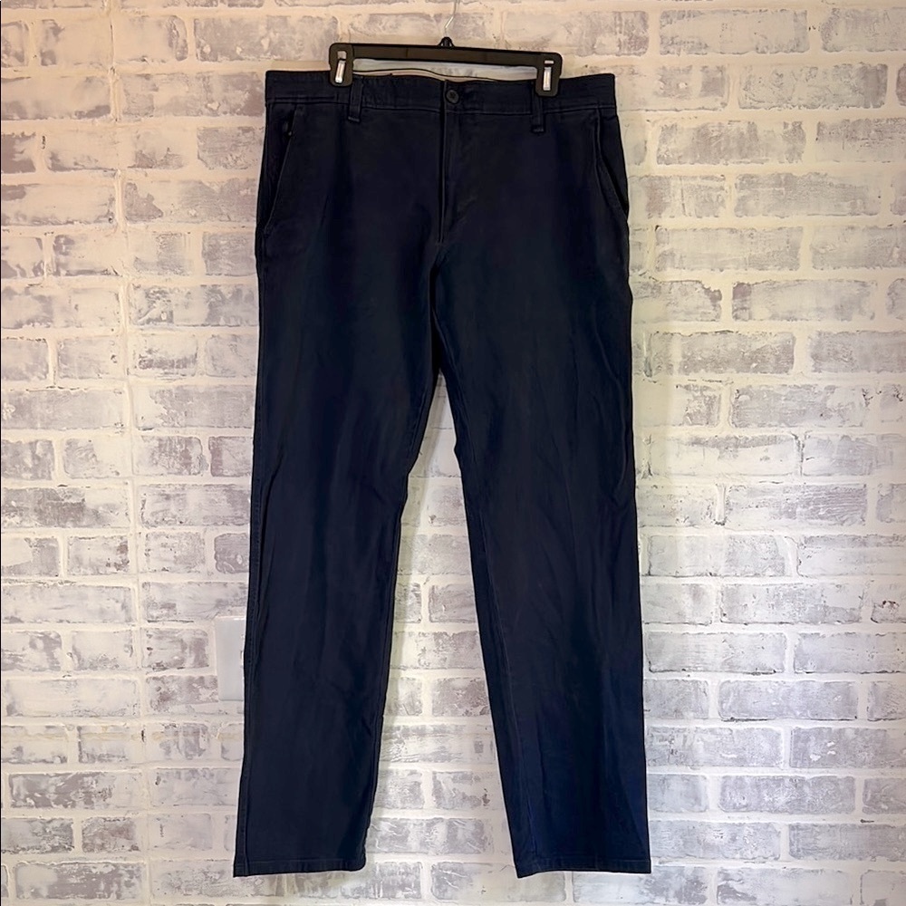 Dockers Men’s Navy Chino Pants Straight Fit Smart 369 Flex Career Pants 36 x 34